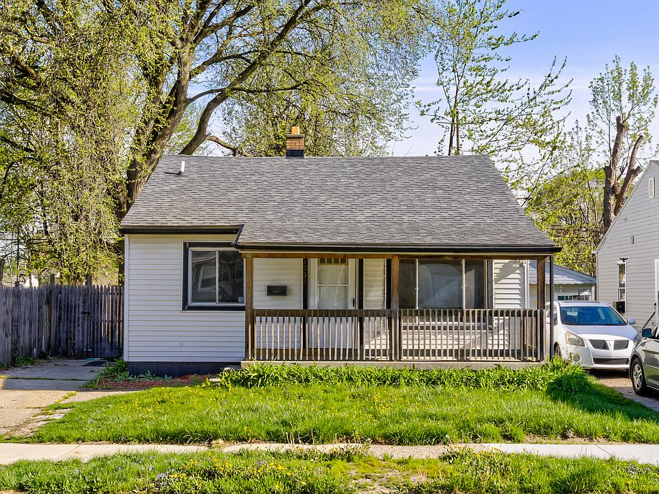 1st image of 1731 E Pearl Ave