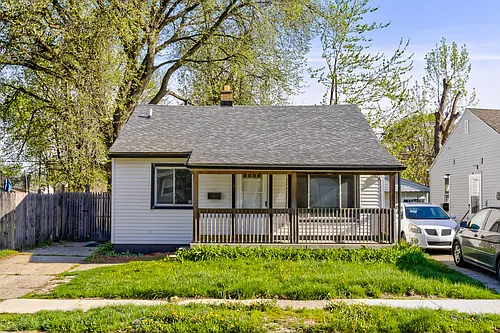 1731 E Pearl Ave Photo 1