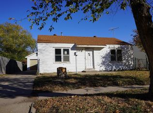 2218 W Walker Ave, Wichita, KS 67213