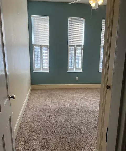414 E Fort Ave — Photo 16