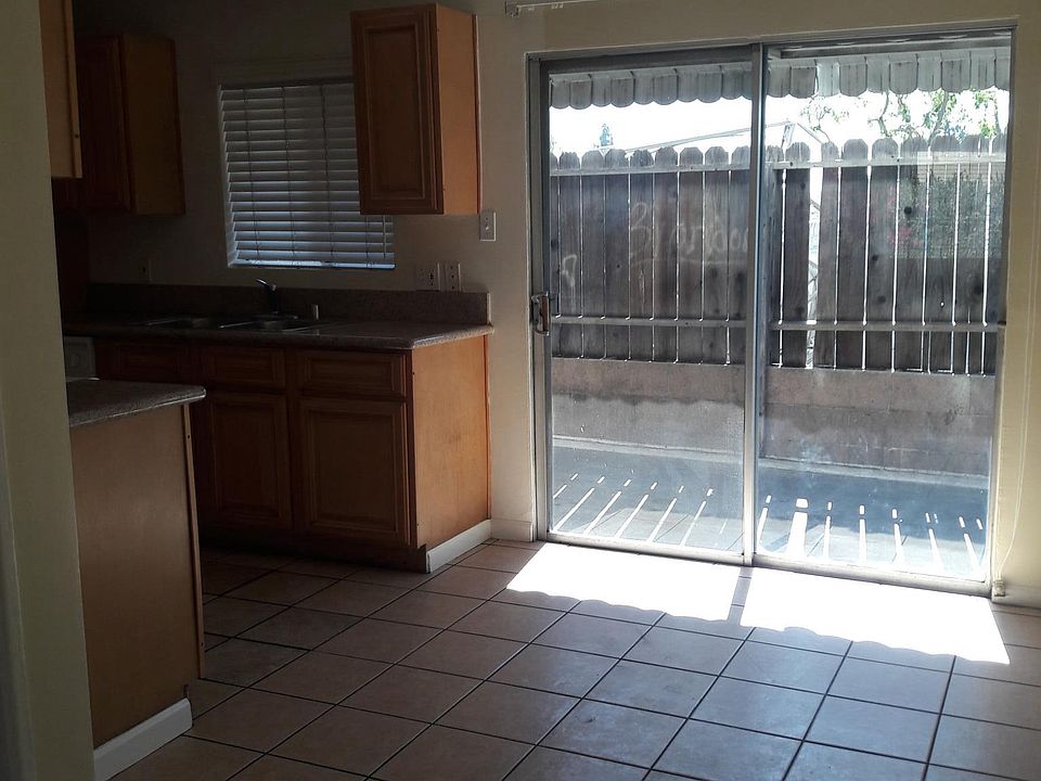 1st image of 1325 S Alta Vista Ave