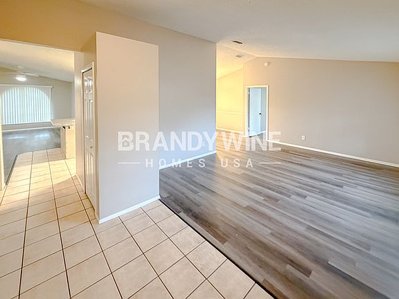 3rd image of 7129 Ironwood Dr