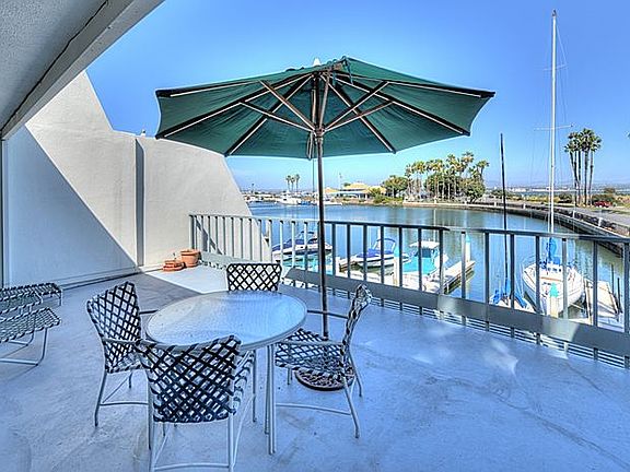 3rd image of 2 Antigua Ct