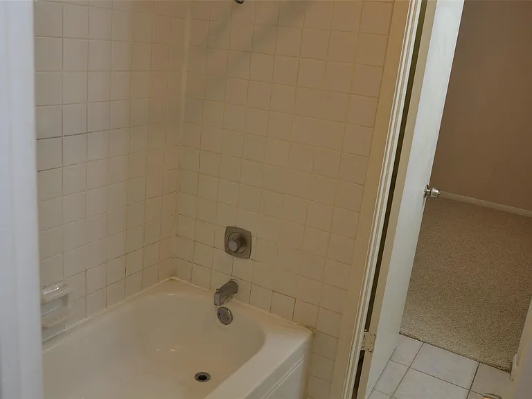 6111 Beverly Hill St #43 — Photo 19