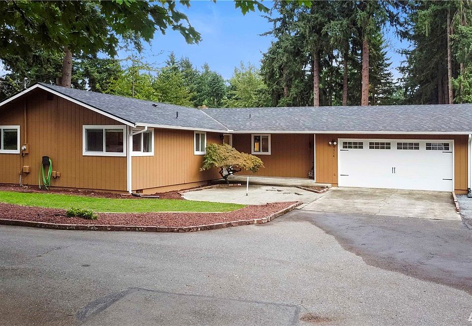 Gorgeous Rambler with Ample Parking Space