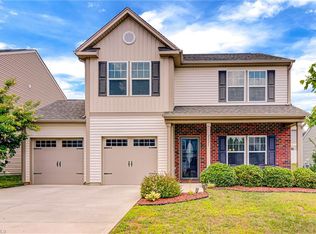 2221 Osprey Ln, Mc Leansville, NC 27301