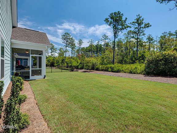 2nd image of 4950 Glen Garden Circle