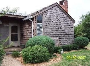 11317 Calico Dr, Kansas City, MO 64137