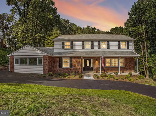 2014 Richard Dr, Broomall, PA 19008