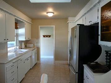 3rd image of 21807 Belmont Dr