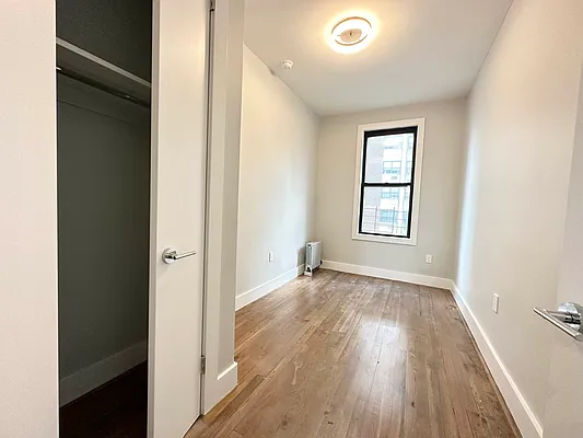 Rented by Bruma Realty LLC | media 21