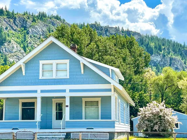 715 Columbia Ave, Northport, WA 99157