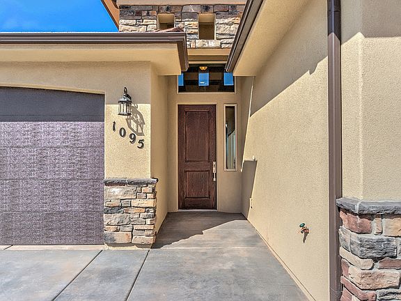 5th image of 1095 N Montana Ln