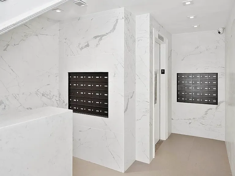 220 Park Ave S #8E — Photo 2