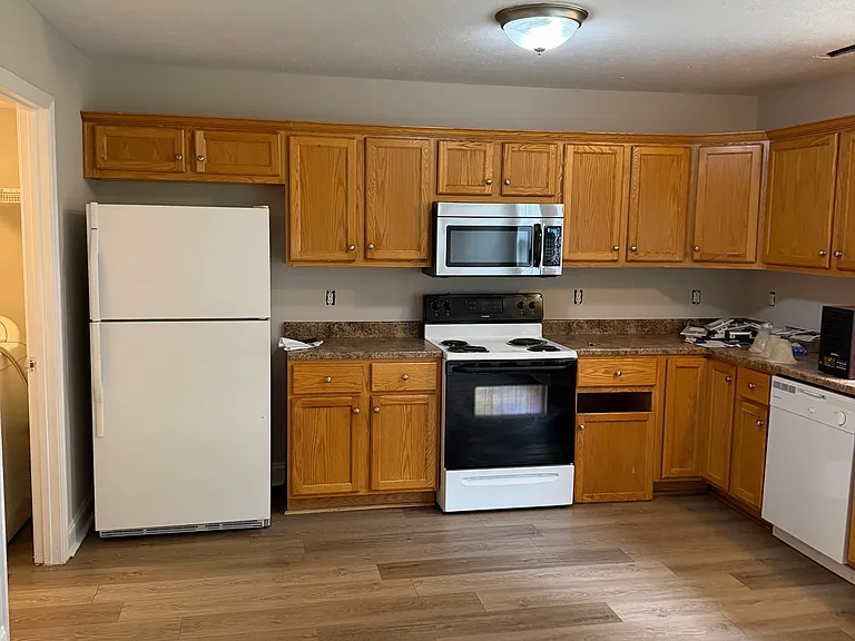 3600 Old Forest Rd #15 — Photo 4