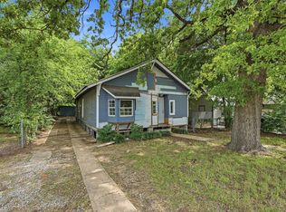 829 W Walker St, Denison, TX 75020
