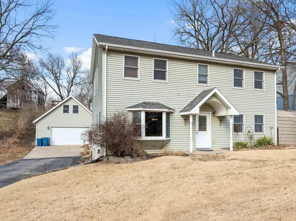 310 Cherry St, Port Byron, IL 61275