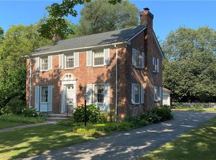 467 Antlers Dr, Rochester, NY 14618