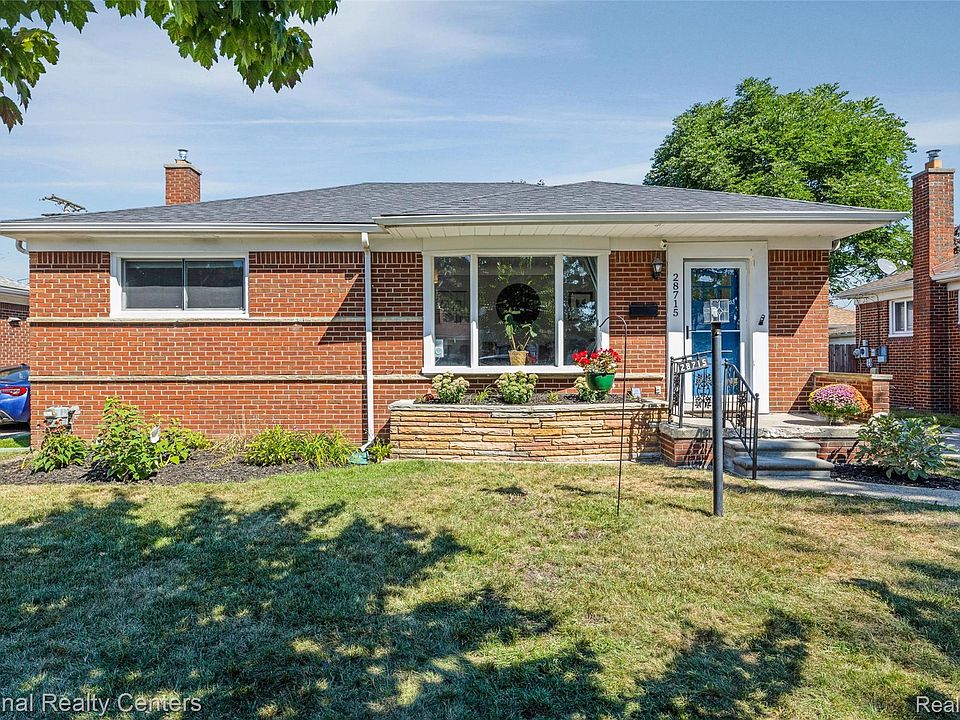 1st image of 28715 Karam Dr