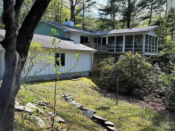 67 Ridgeview Rd, Spruce Pine, NC 28777