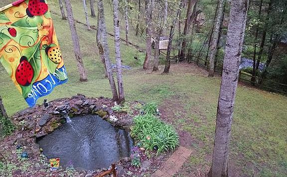 3rd image of 783 Mountain View Dr