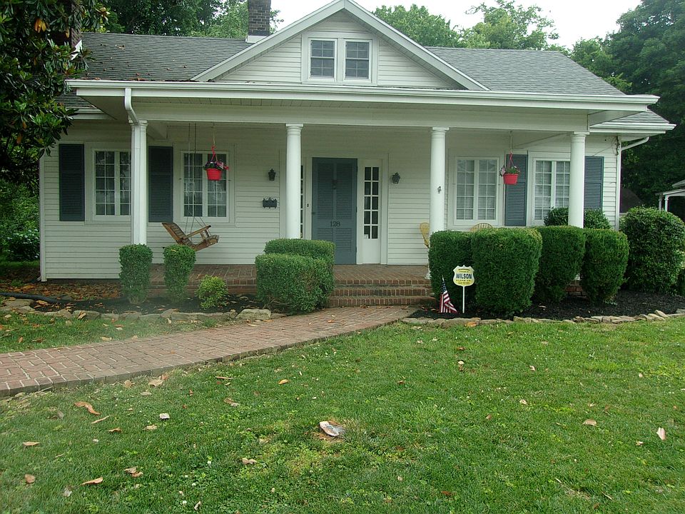 1st image of 128 Latham Ave