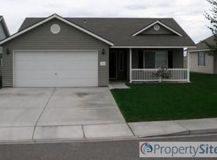 5715 Saddle Creek Ln, Pasco, WA
