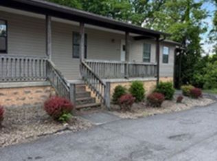 3619 Cardin Ln, Maryville, TN 37804