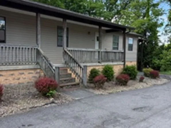 3619 Cardin Ln, Maryville, TN 37804