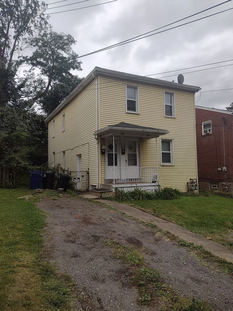 Building Photo - 746 Eathan Ave