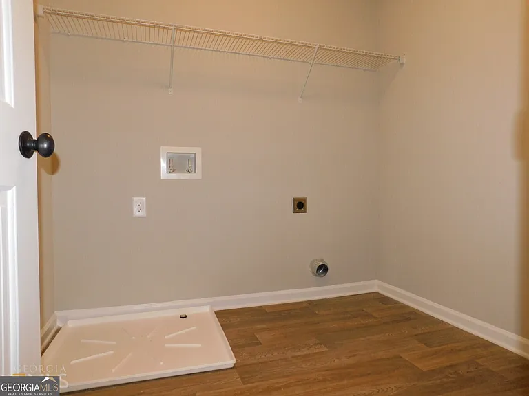 2214 Savannah Dr — Photo 15