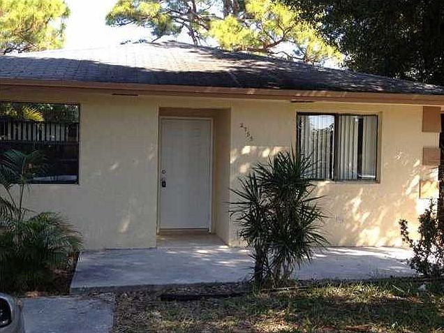1st image of 2755 Washington Dr