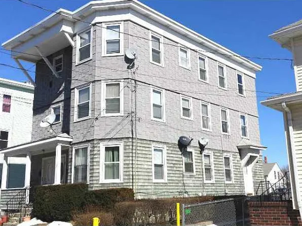 75-79 Hadwin St, Central Falls, RI 02863