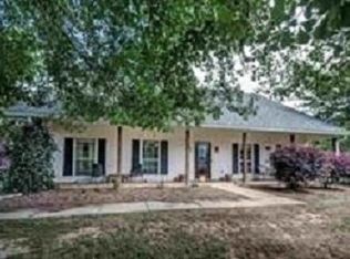 135 Pine Heights Rd, Magee, MS 39111