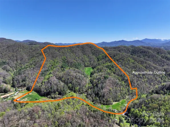 2180 Pigeon Roost Rd, Green Mountain, NC 28740