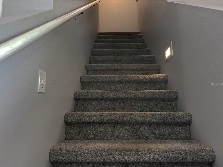 824 Padua Ln — Photo 11