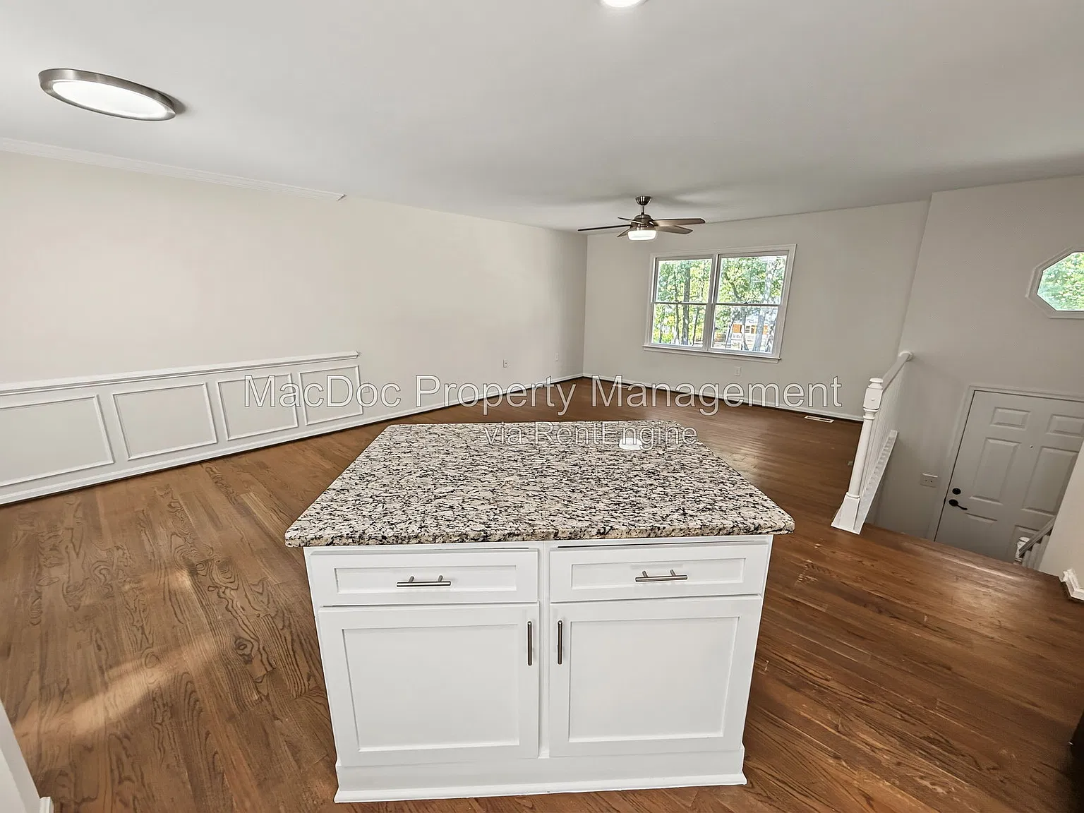 4 bed, 3.0 bath, 2276 sqft, $2,595 — Photo 3