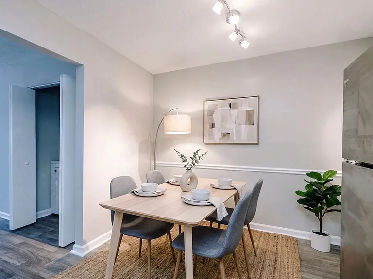 Westside Court | Modern Living in the Heart of Westside — Photo 64