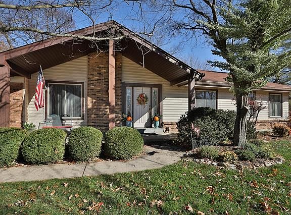 3rd image of 14235 Tullytown Dr