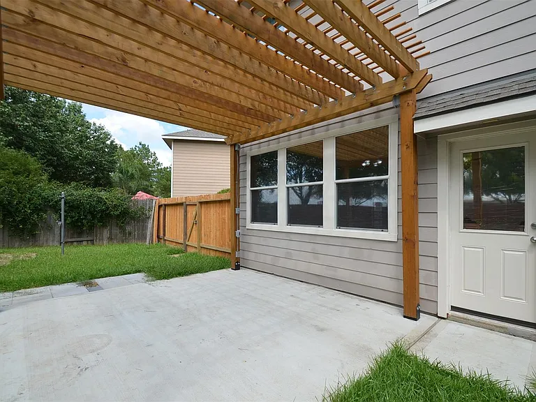 5606 Claybeck Ln — Photo 31