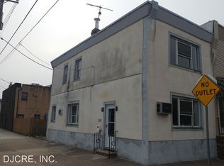 3001 S Colorado St, Philadelphia, PA 19145