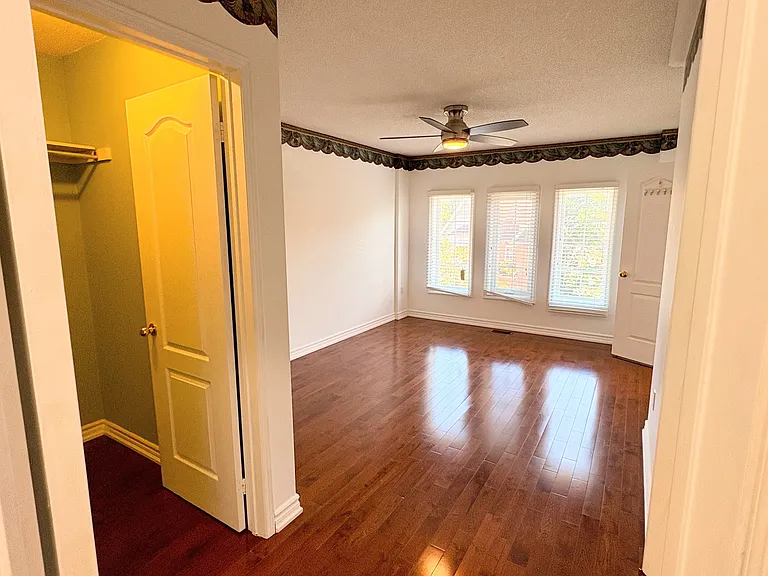 1591 S Parade Ct — Photo 23