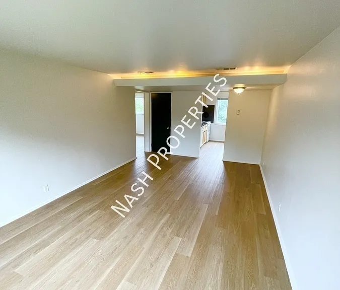 4334 McAdoo Ct #C — Photo 1