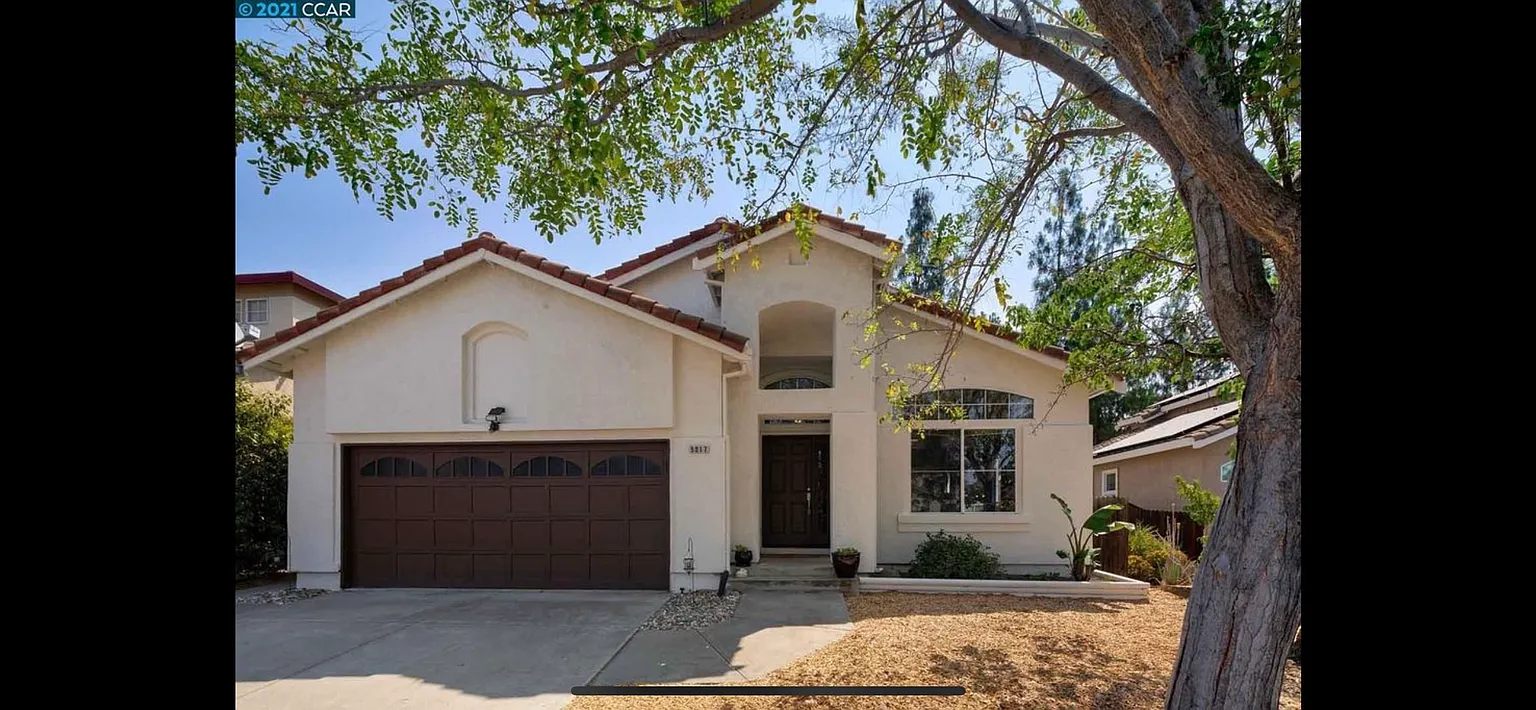 5017 Bridle Way photo 1
