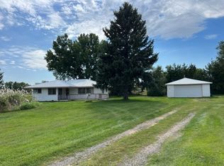 607 Railroad St, Halsey, NE 69142