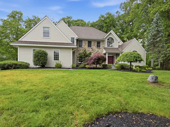 206 Vernet Dr, Hockessin, DE 19707