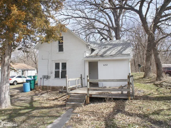 632 Maple Ave, Webster City, IA 50595