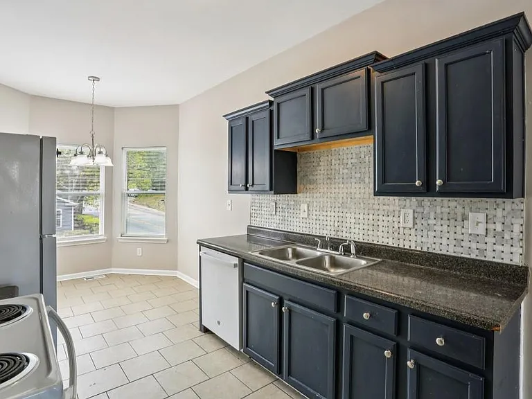 753 Prince Pl NW — Photo 14