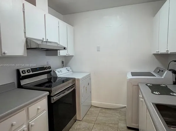 5028 SW 138th Avenue Cir, Miami, FL