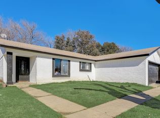 1421 Roanoke St, Arlington, TX 76014